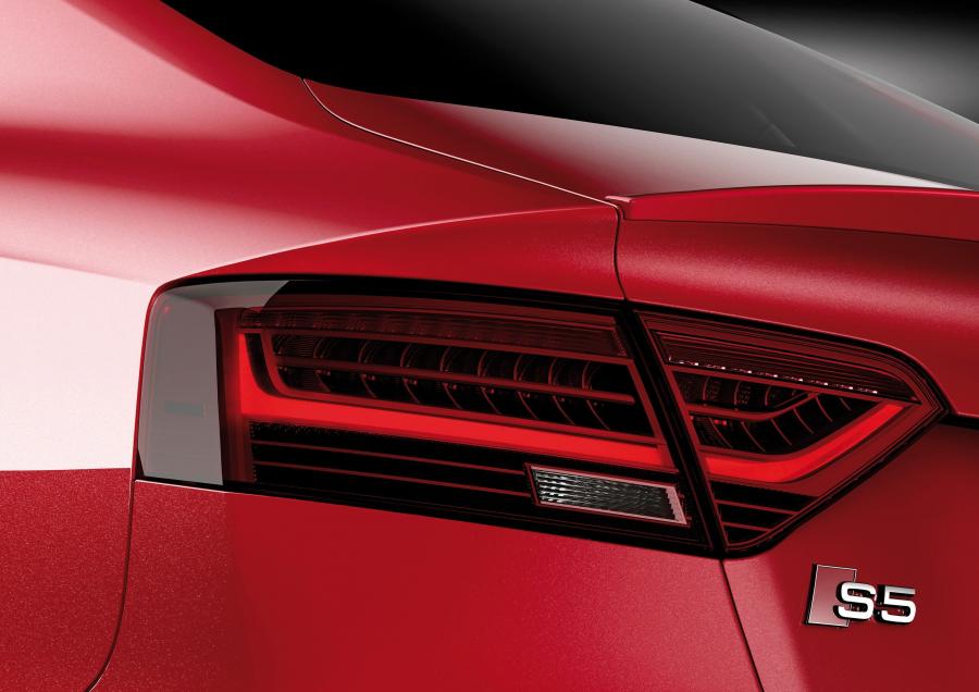 Детали экстерьера Audi S5 Sportback 2011 года  (WW) (фото 12 из 40)